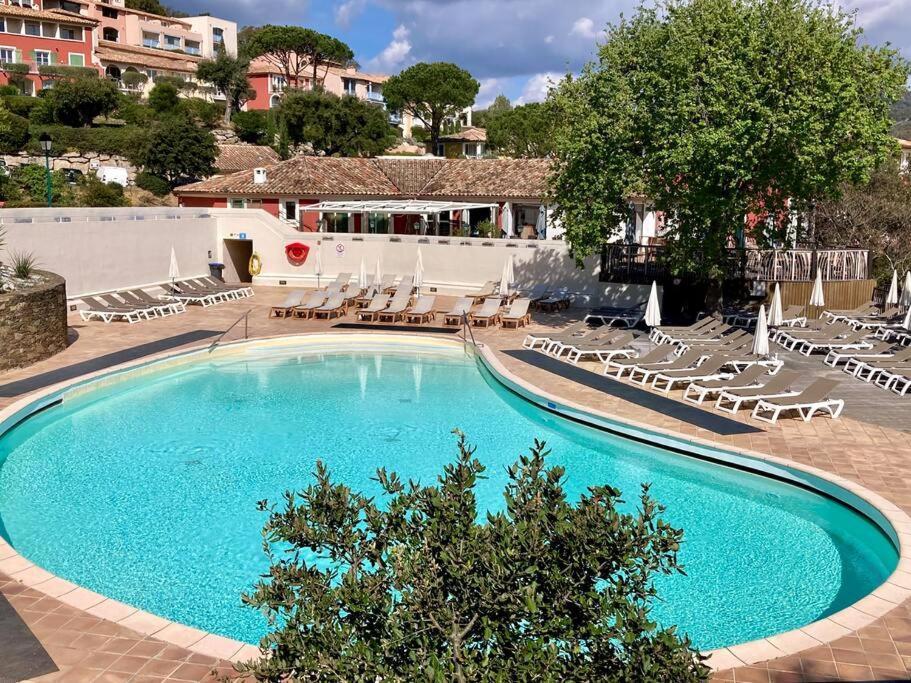 Les Restanques Bougainvillee 2051 Grimaud Exteriér fotografie